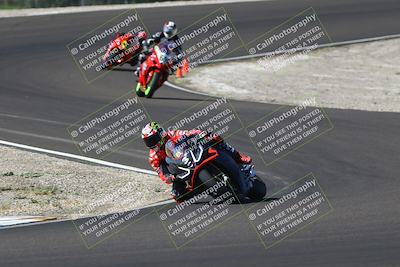 media/Sep-21-2025-TrackDaz (Sun) [[277c75b276]]/A Group/11am (Turn 3)/